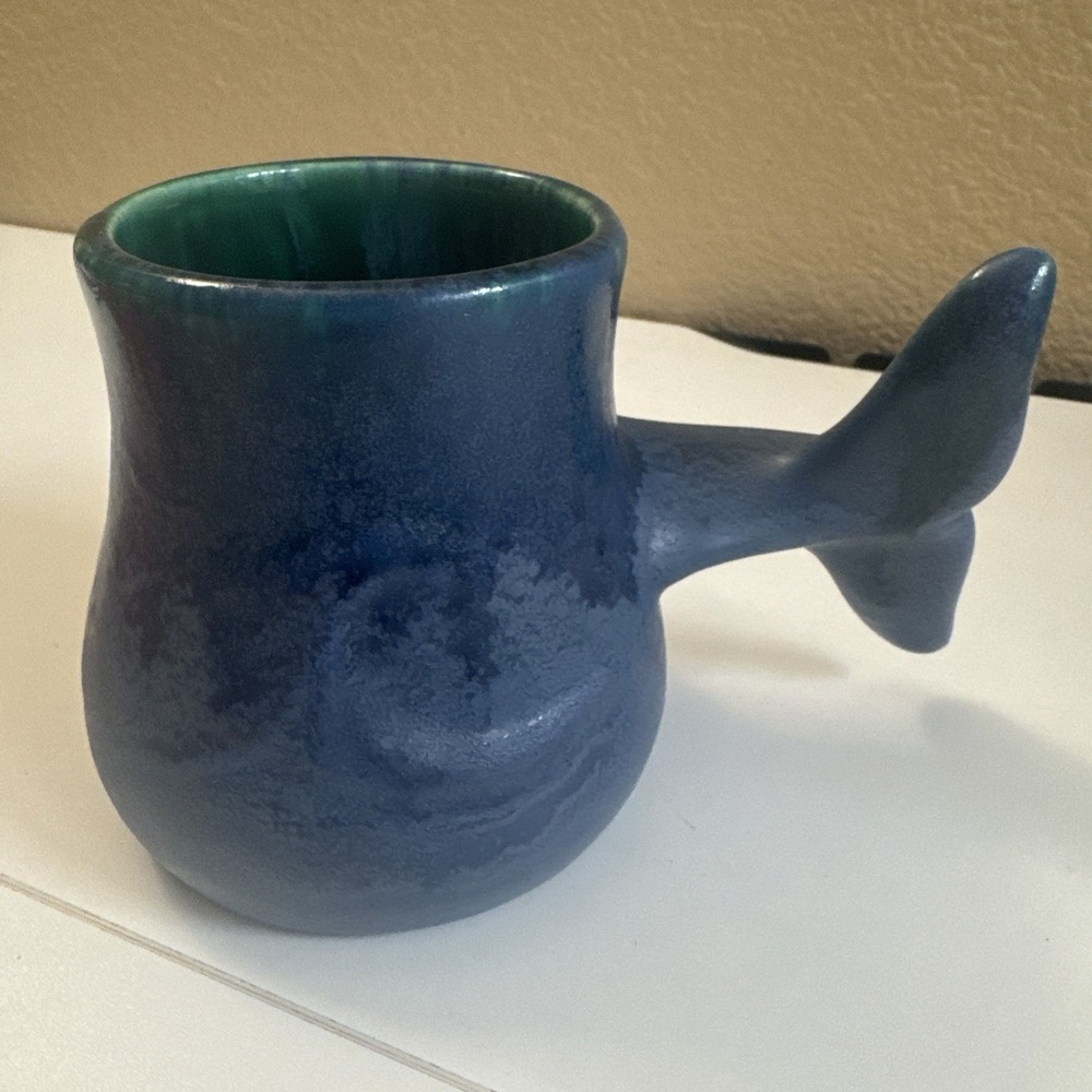 2015 Handmade Doug Wylie Art Pottery Mug Whale Tail Handle Blue Glaze Signed